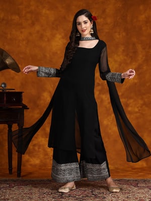 Embroidered Zari Lace Georgette Kurta Pant Dupatta Set 