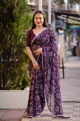 Daily Wear georgette Saree with unstitched Blouse 