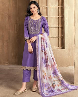 Comfortable All Day Lavender Kurta Set