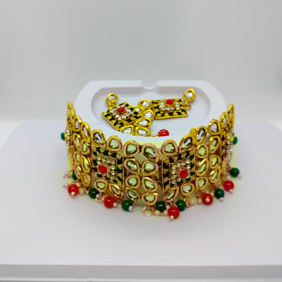 jewelry gold-tone style traditional necklace set 