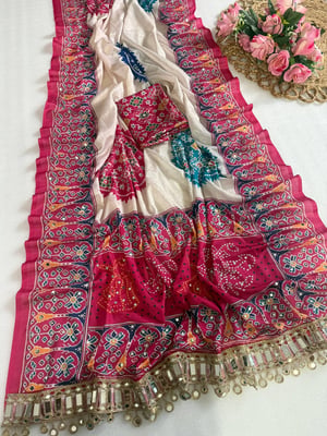 HandWork Mirror Embroidery Muslin Viral Saree