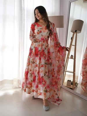 Floral Print Beautiful Gown With Dupatta Set 